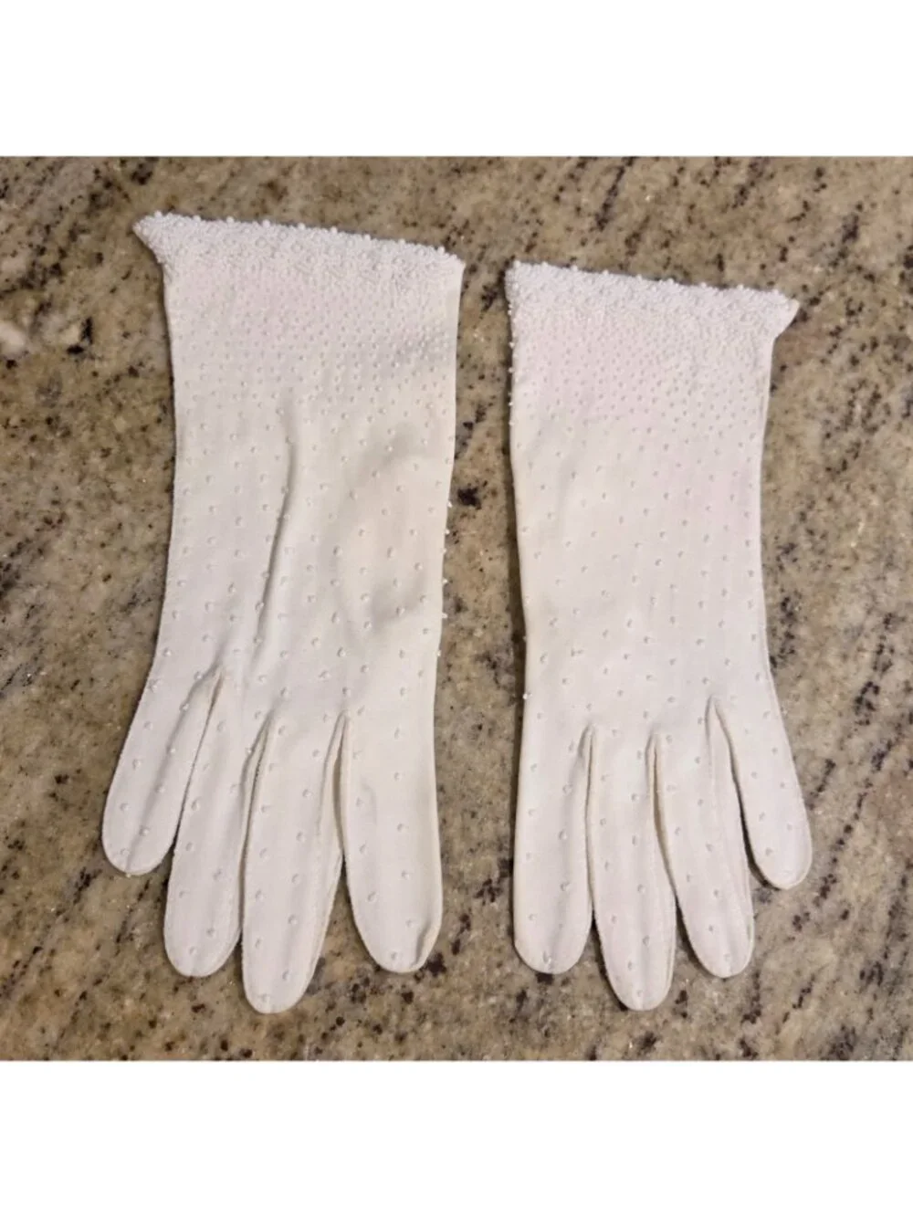 Vintage Womens Size L Off-White Cotton Stretch Formal Gloves Beaded Scallop...